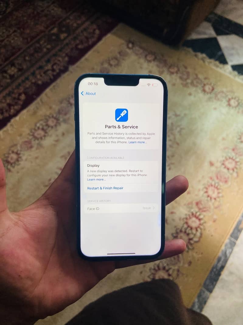 Apple iPhone 13 2