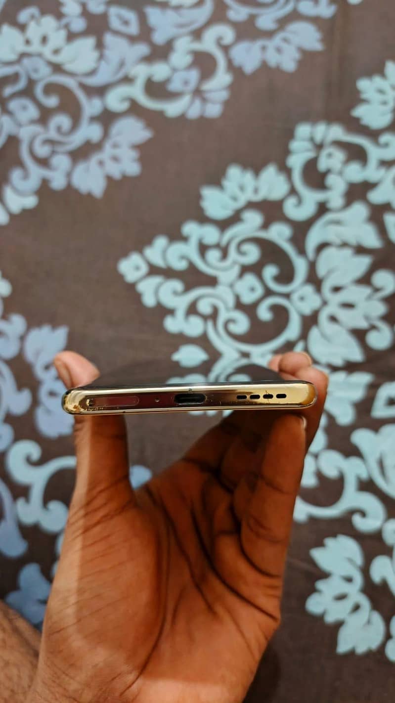 Infinix Note 40 Pro 1