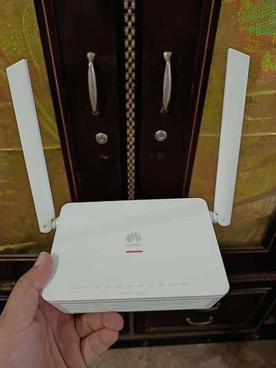 Huawei dual band wifi router