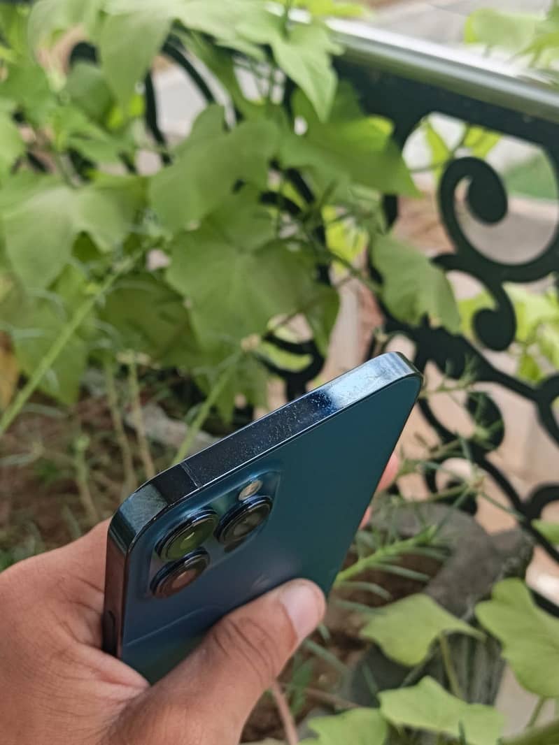 Apple iPhone 12 Pro Max 1