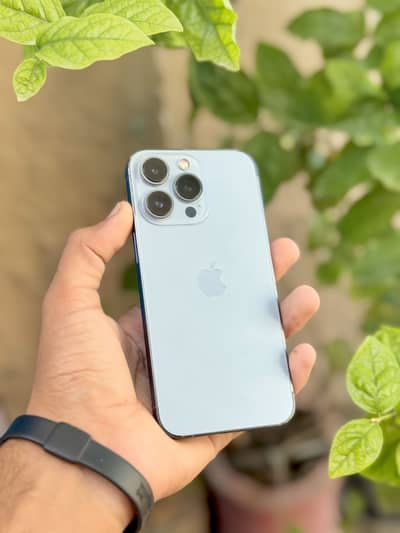 Apple iPhone 13 Pro 256 GB factory unlocked