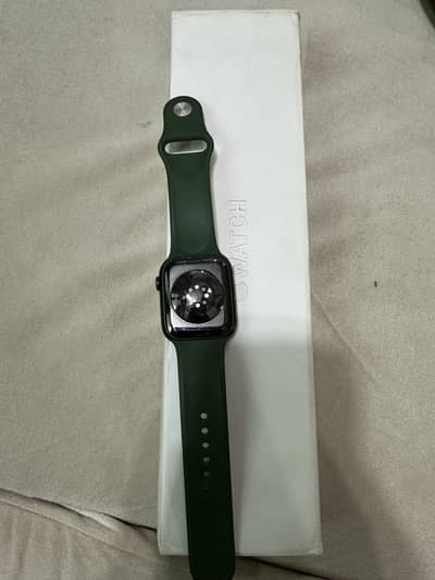Watch series 7 apple gps 100% condtion 10/9 with  original box
