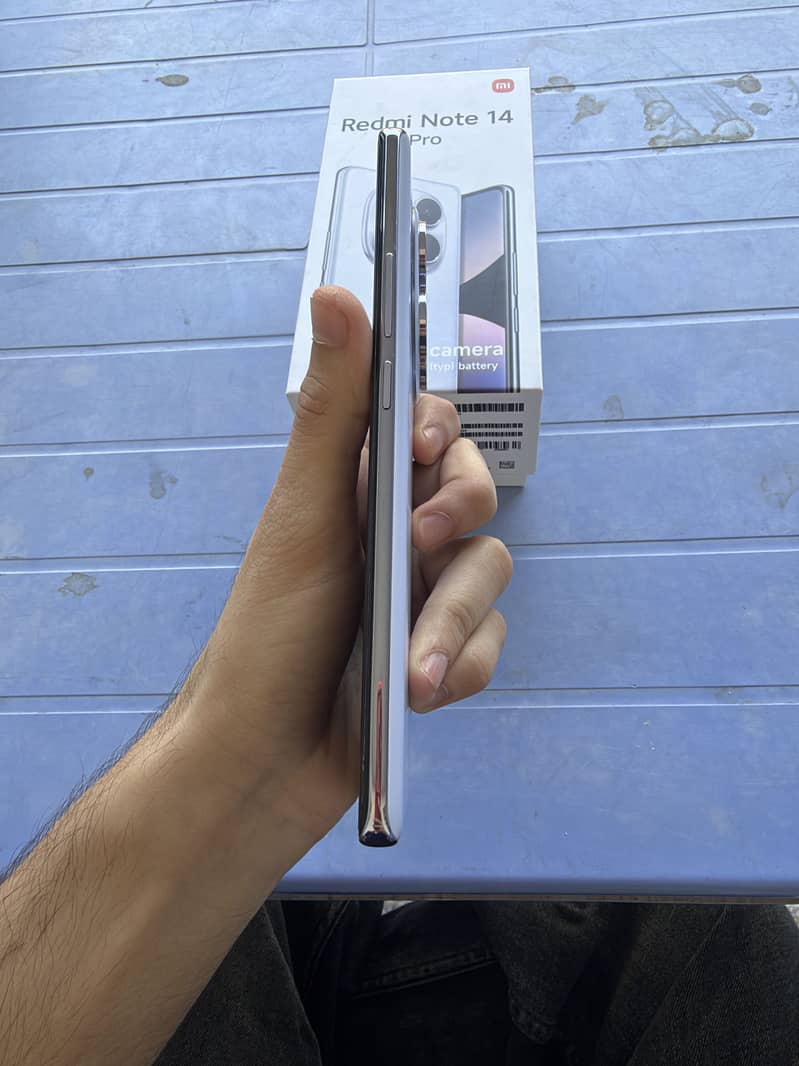 Xiaomi Redmi Note 14 Pro 5
