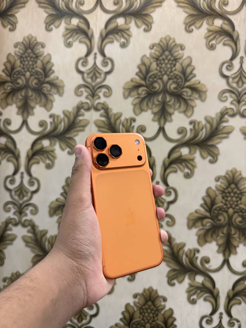 Apple iPhone 17 Pro Max 0