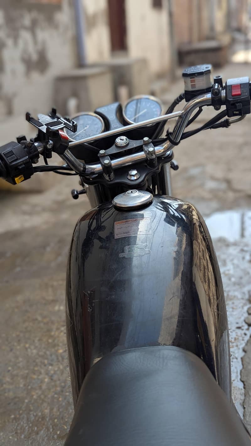 Suzuki 150SE 3