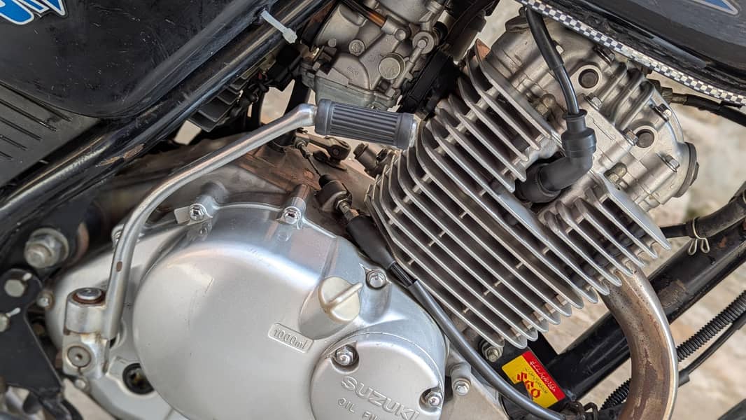 Suzuki 150SE 7