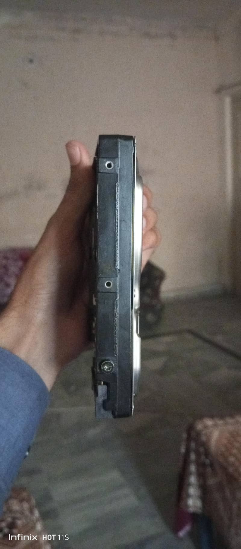HITACHI 1