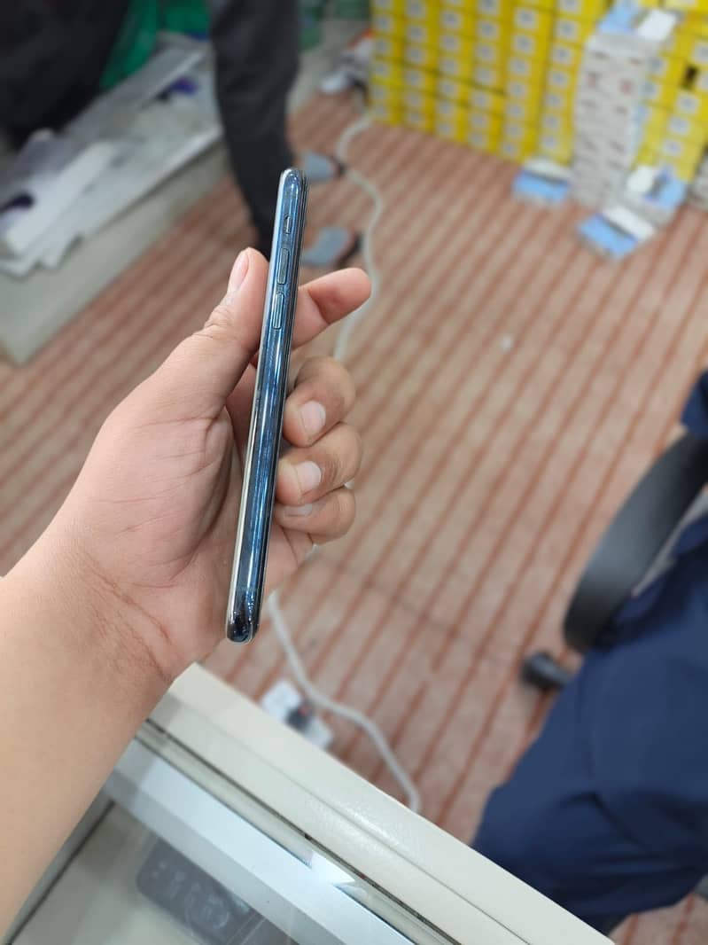 Apple iPhone 11 Pro 1