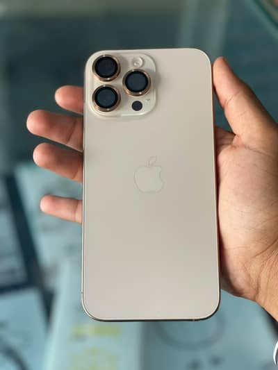 Apple iPhone 16 Pro Max