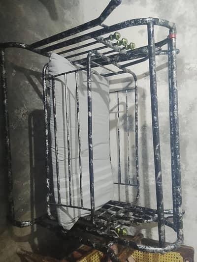 New swing iron jhola