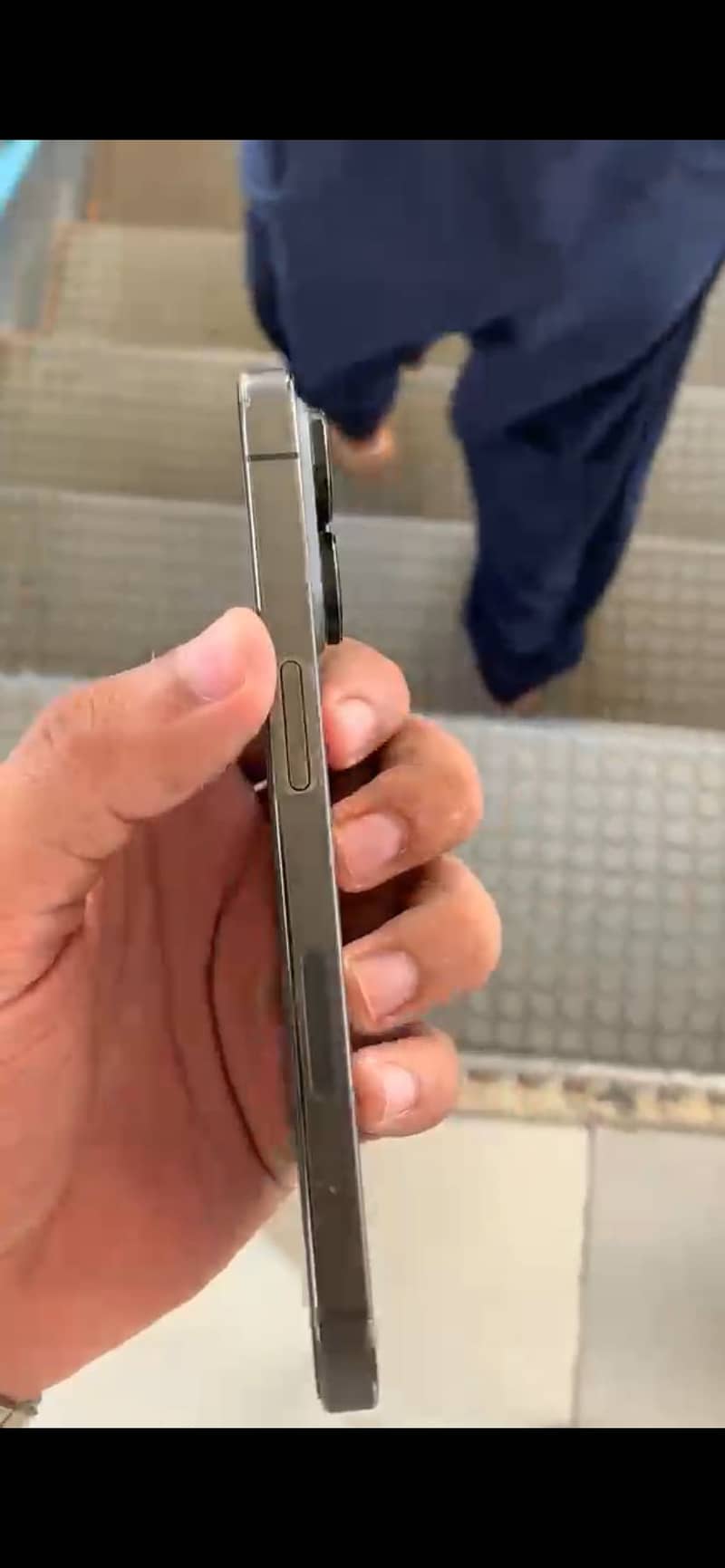 Apple iPhone 13 Pro 1