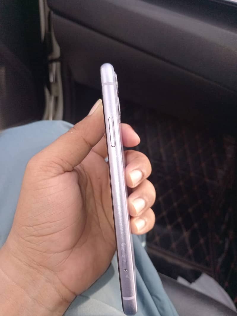 Apple iPhone 11 2
