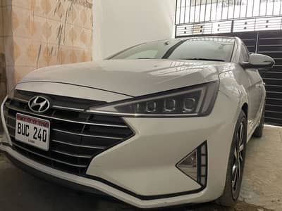 Hyundai Elantra 2021