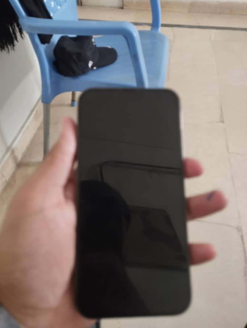 Apple iPhone 13 Pro 2