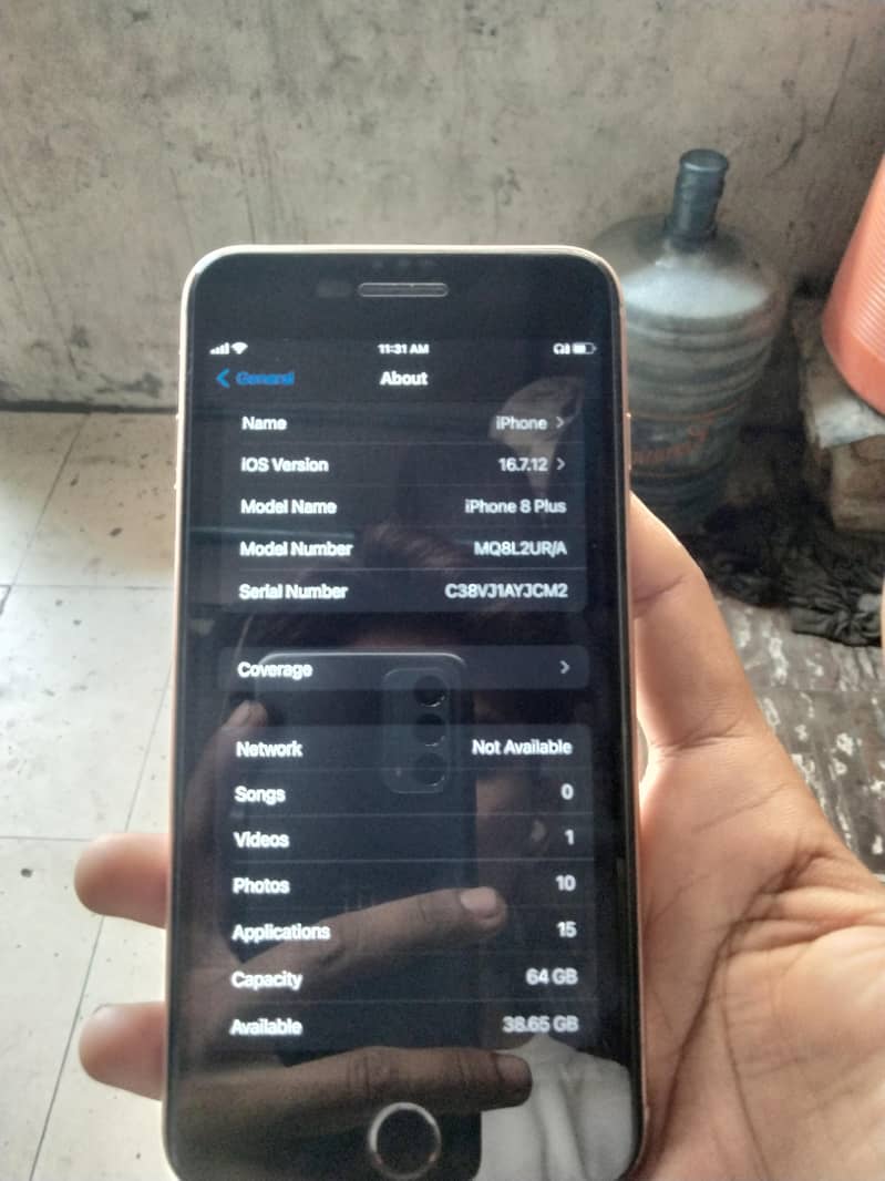 Apple iPhone 8 Plus 5