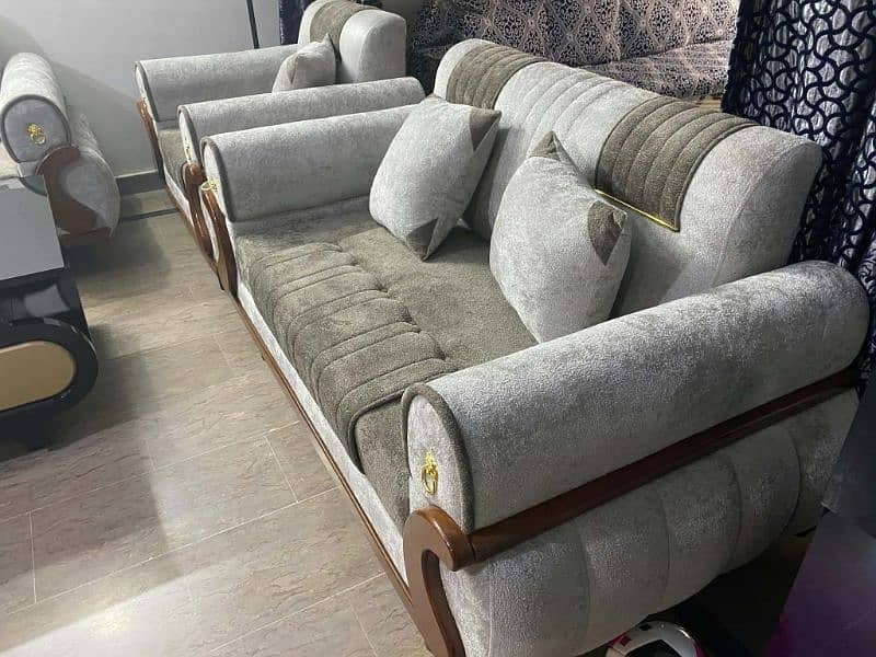 Sofa Set 7 Seater with Table 3