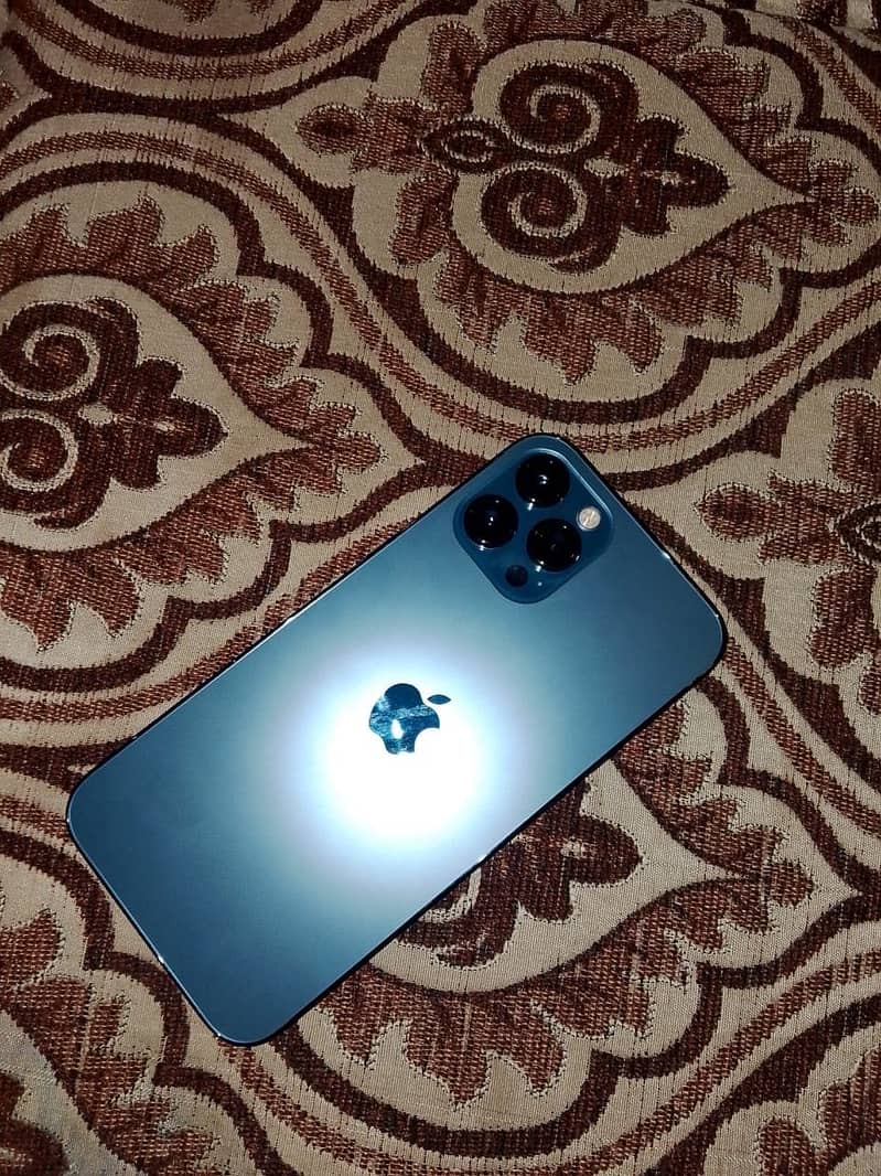 Apple iPhone 12 Pro Max 1