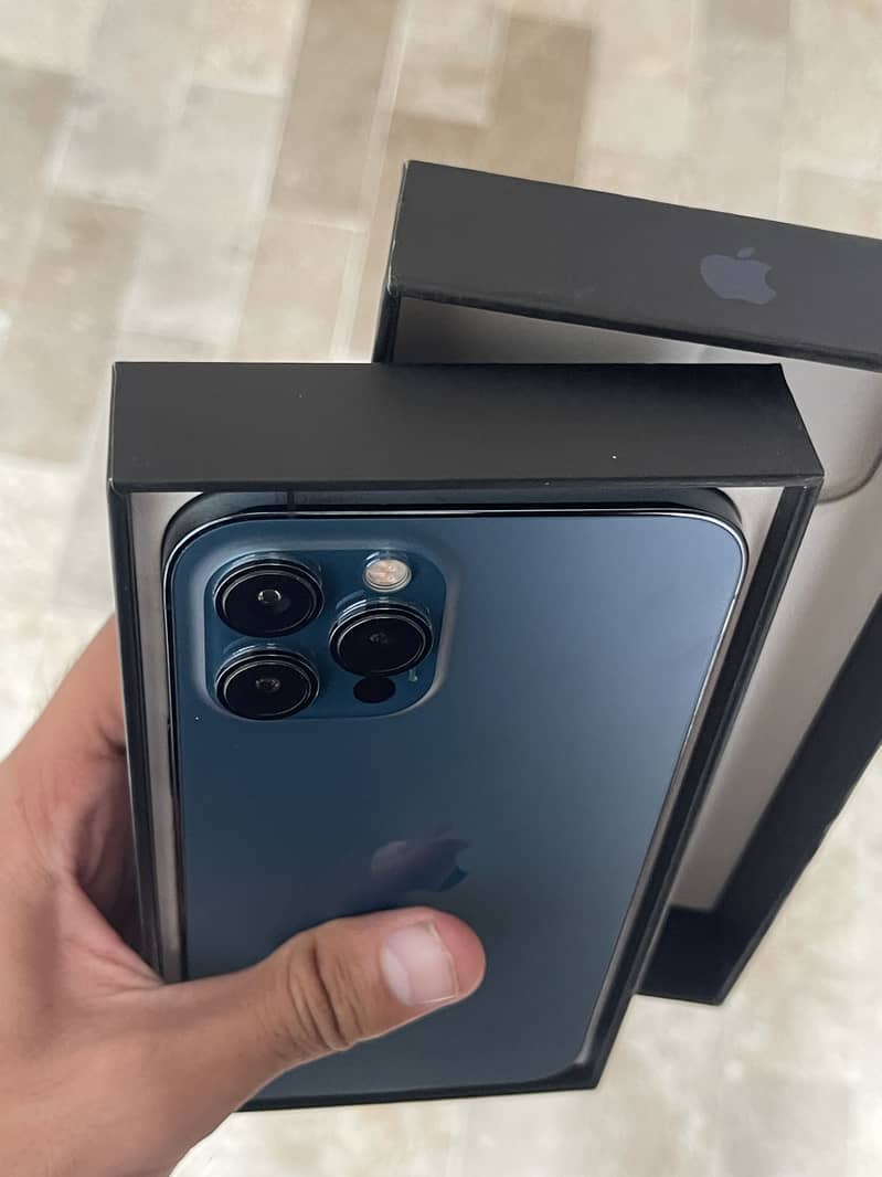 Apple iPhone 12 Pro Max 2
