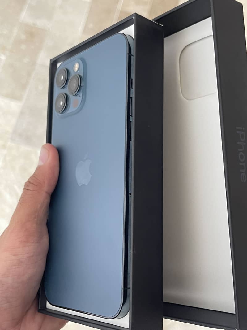 Apple iPhone 12 Pro Max 3