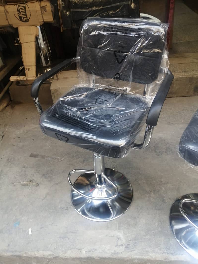 Bar Stools /Cafe Stools / Stools 3