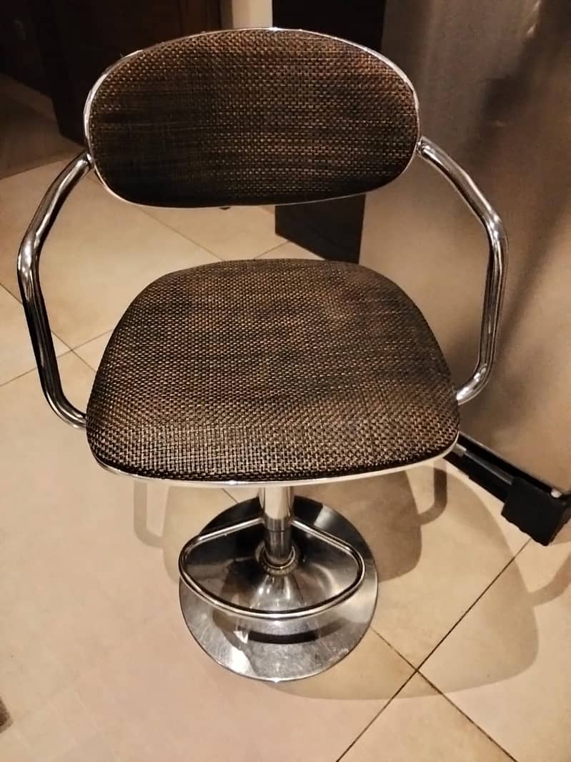 Bar Stools /Cafe Stools / Stools 18