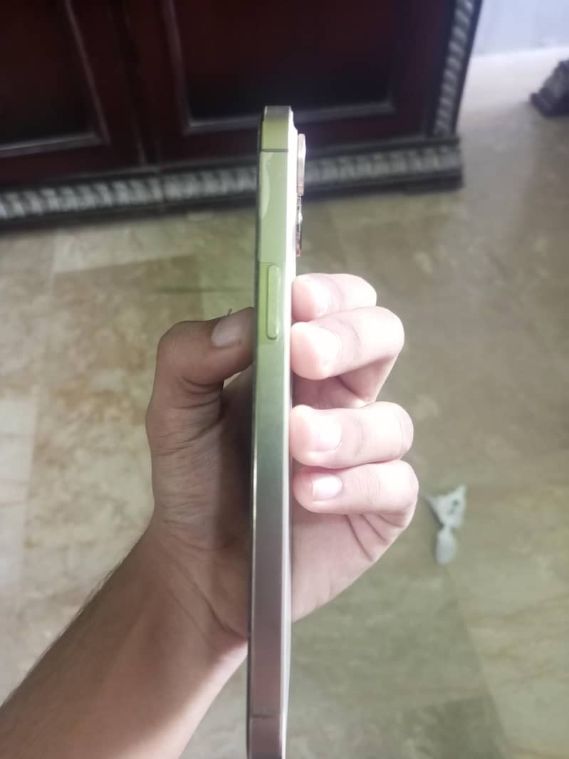 Apple iPhone 12 Pro Max 3