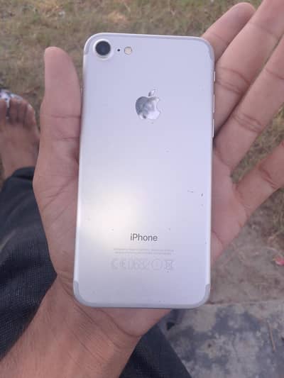 Apple iPhone 7