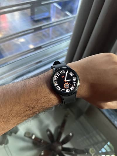 Samsung galaxy watch 4 classic 46mm LTE just box open