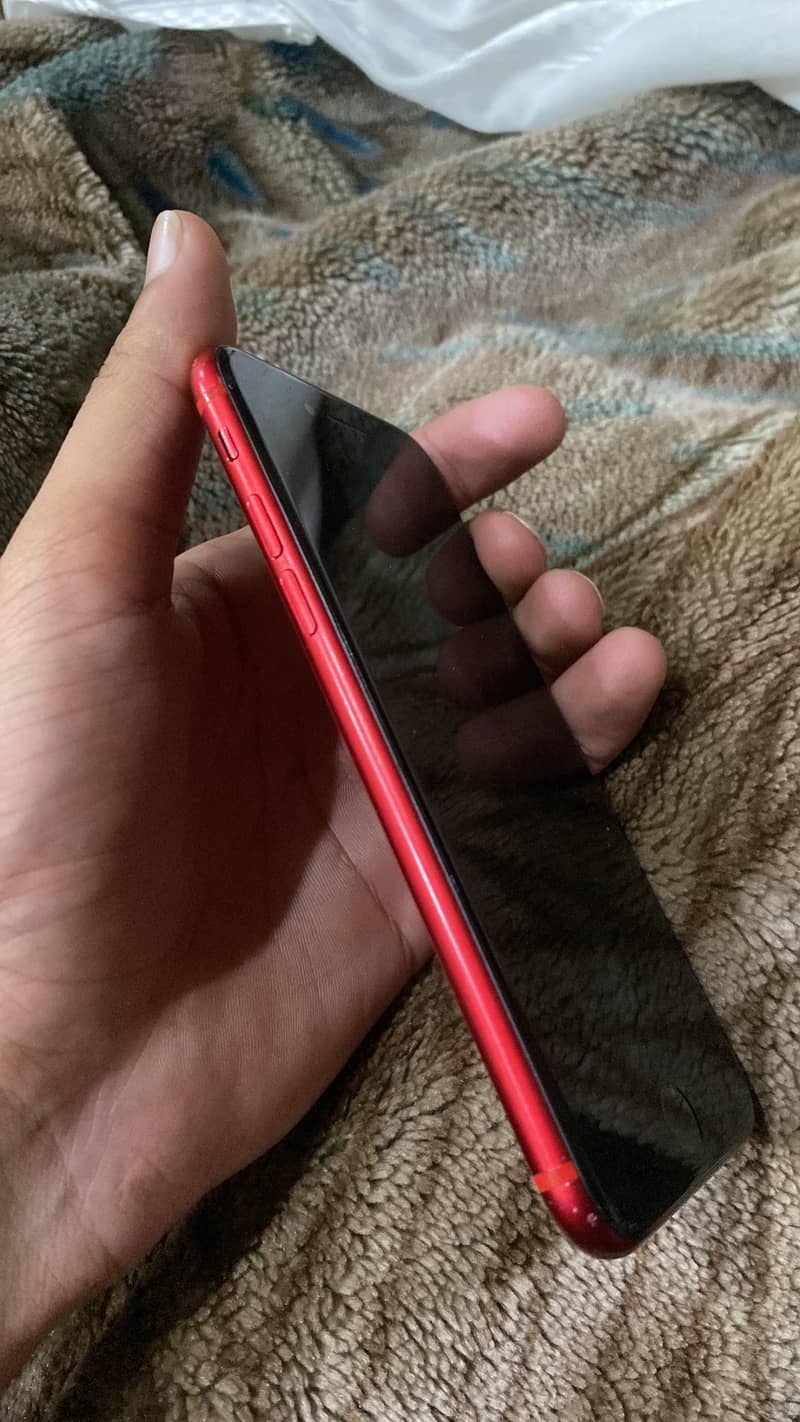 Apple iPhone 8 4