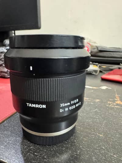 Tamron 35mm 2. . 8