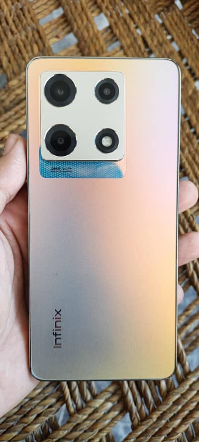 Infinix Note 30 Pro