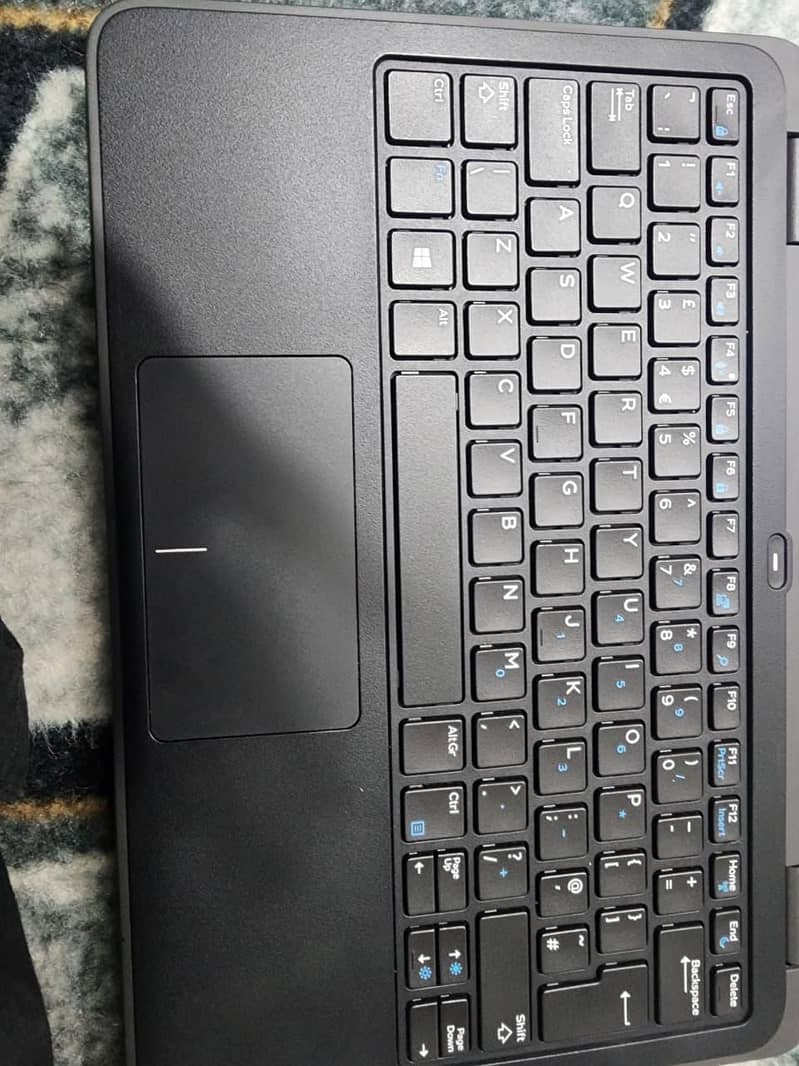 Dell laptop 3