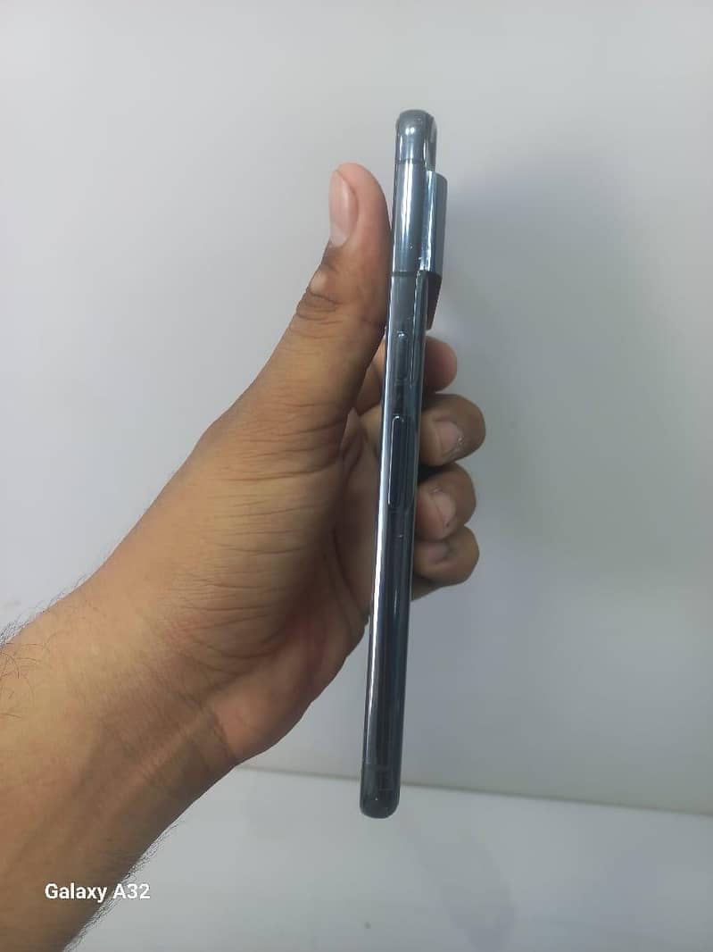 Google Pixel 8 Pro 3