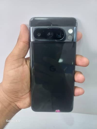 Google Pixel 8 Pro