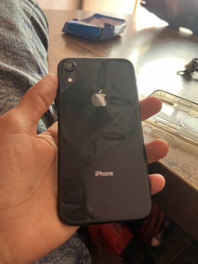Apple iPhone XR