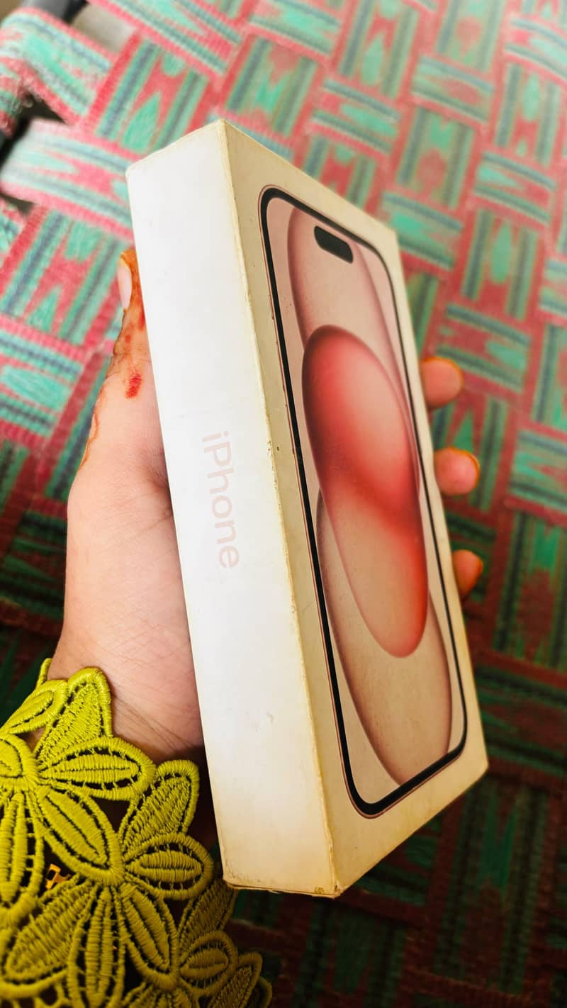 Apple iPhone 15 1