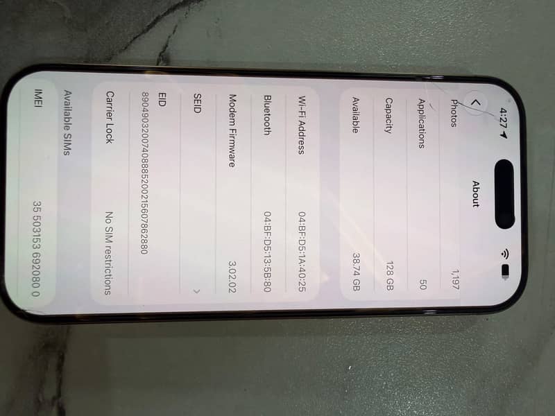 Apple iPhone 16 Pro 3