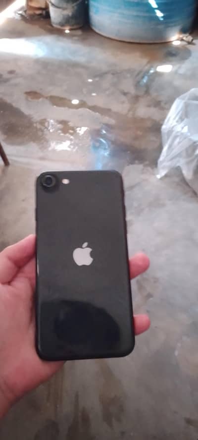 Apple iPhone SE