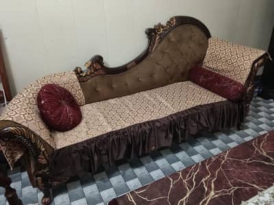 best condition new dewan sofa only 3 months used