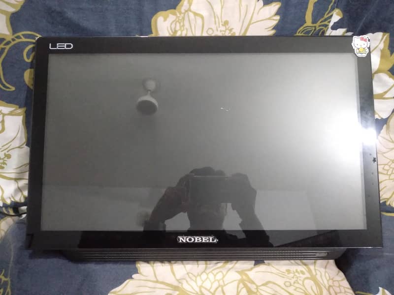 22" LED TV 6