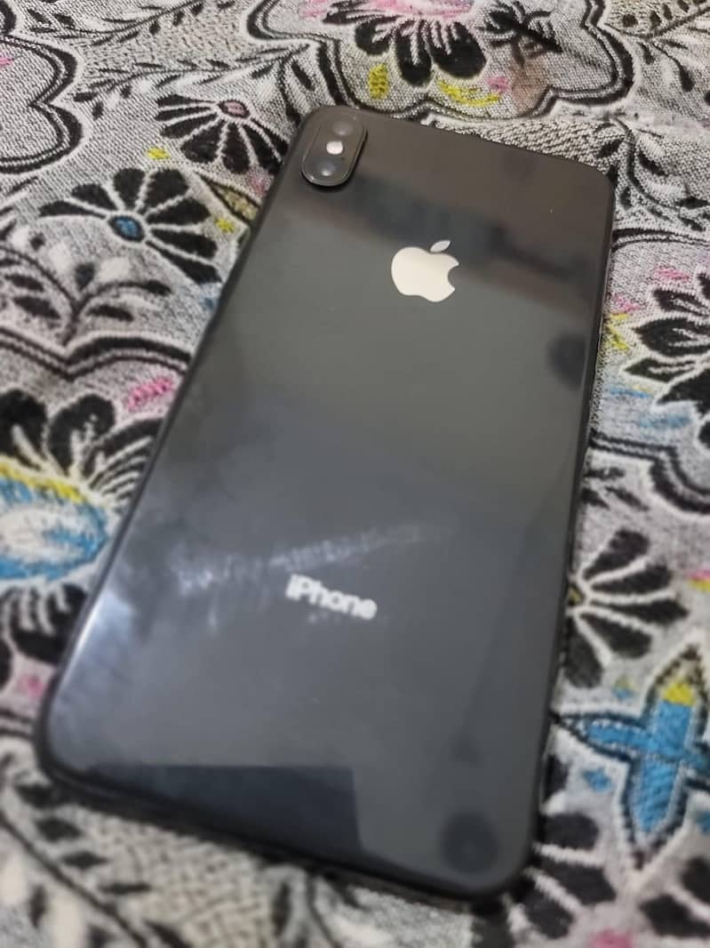 Apple iPhone XS Max 6