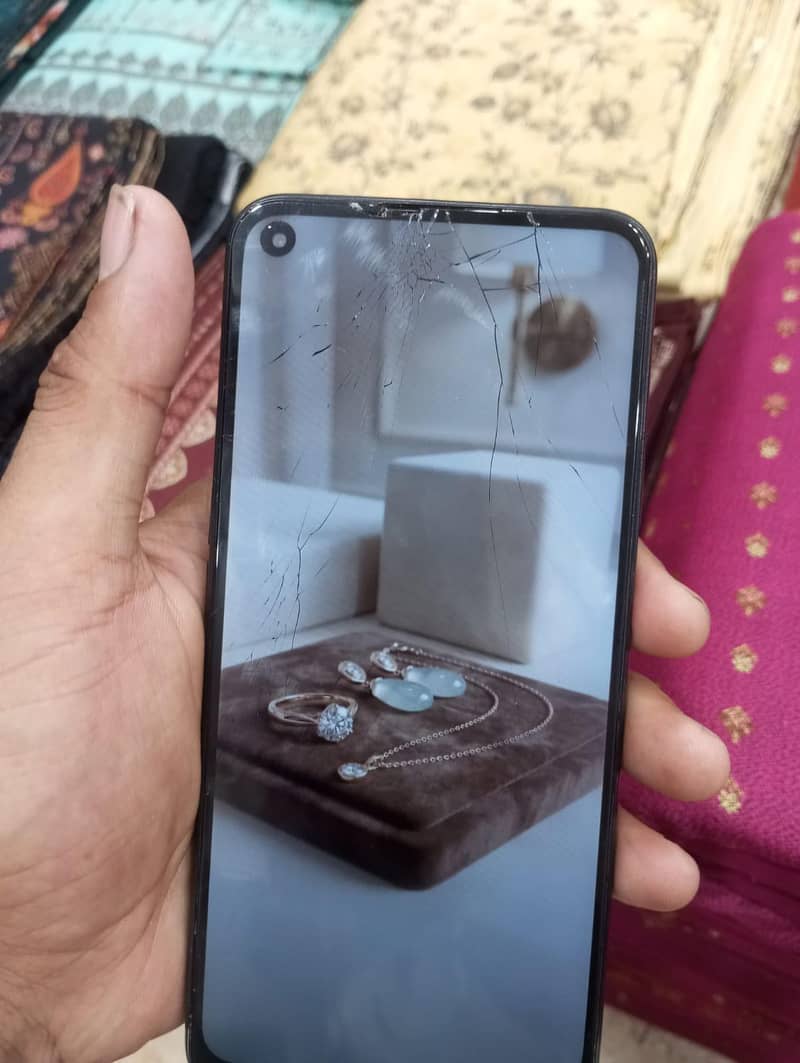 OPPO A54 4
