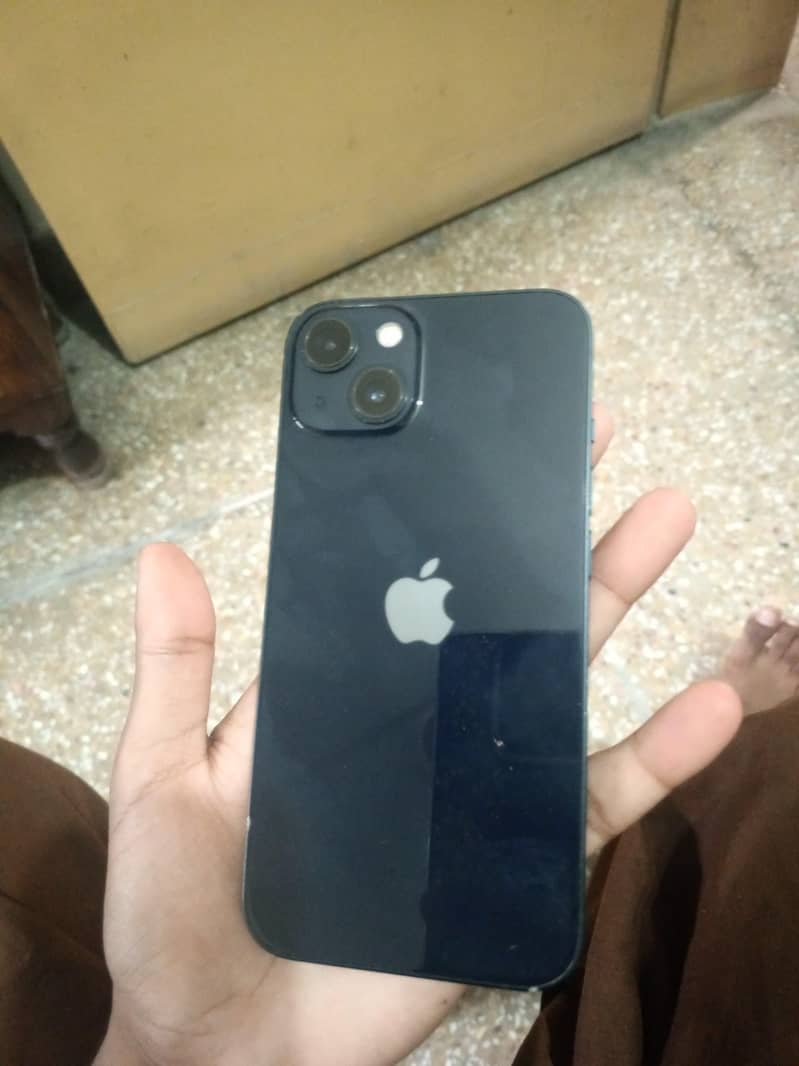 Apple iPhone 13 jv 3
