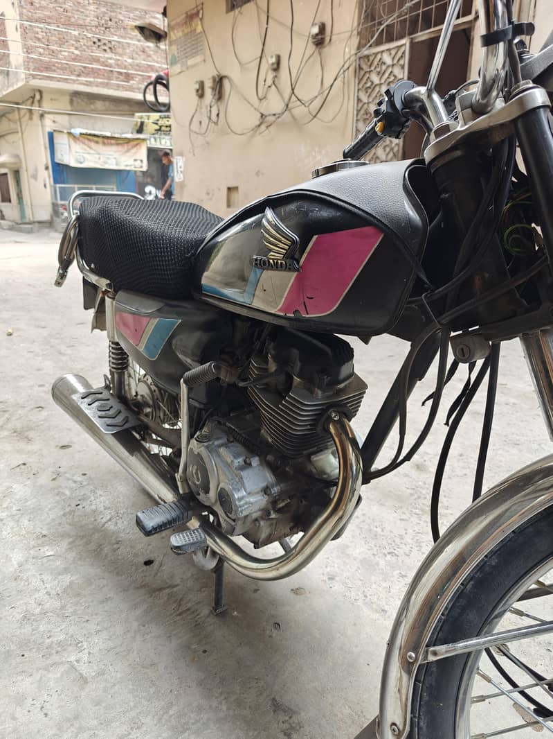 Honda 125 2012 Model - Standard Bikes - 1120521640