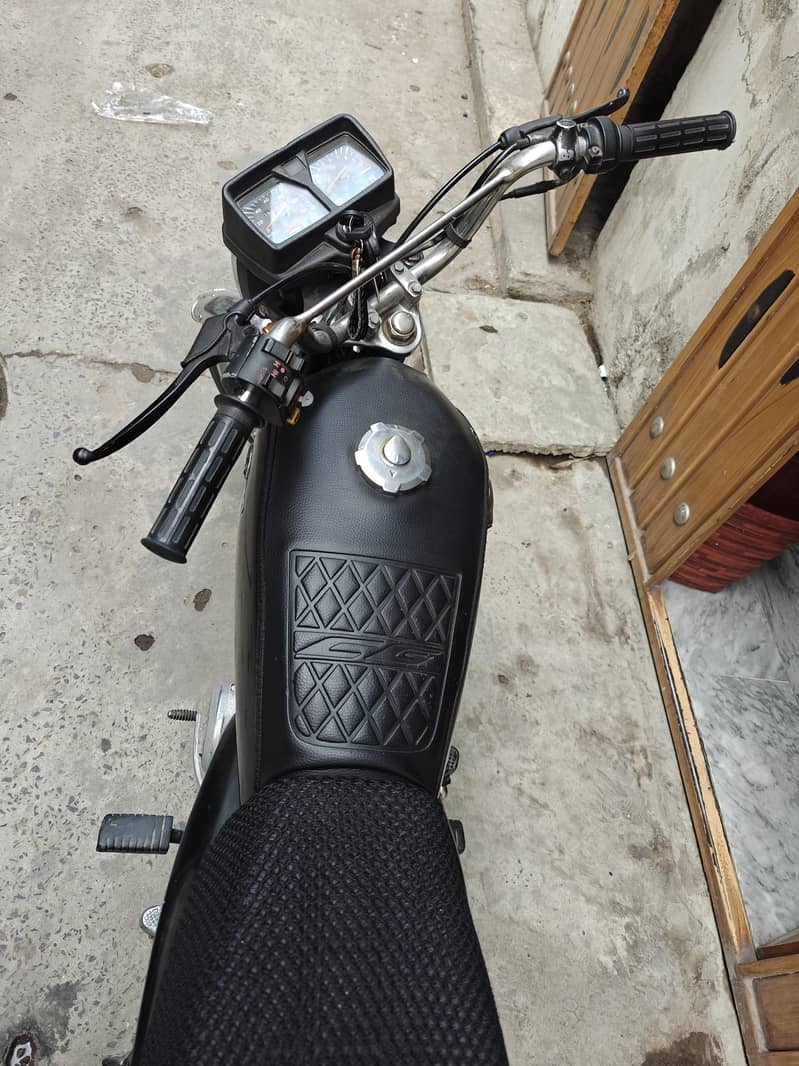 Honda 125 2012 Model - Standard Bikes - 1120521640