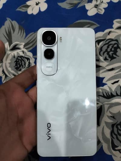 Vivo Y400
