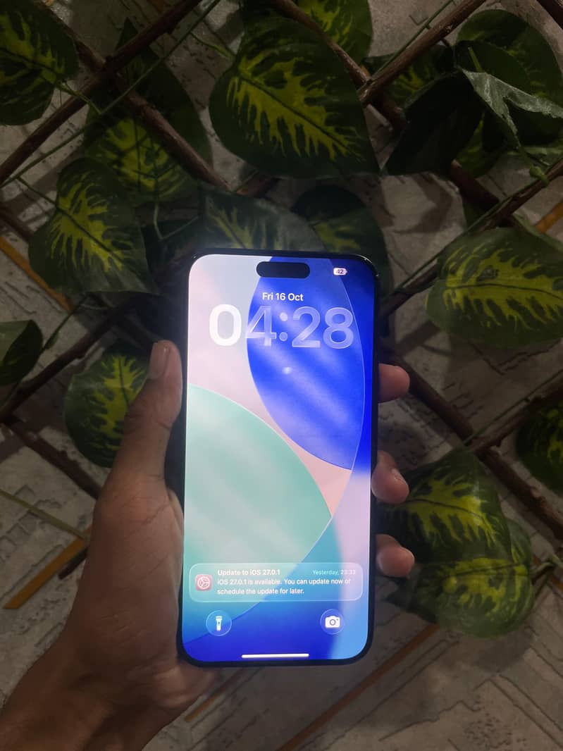Apple iPhone 15 Pro Max 2