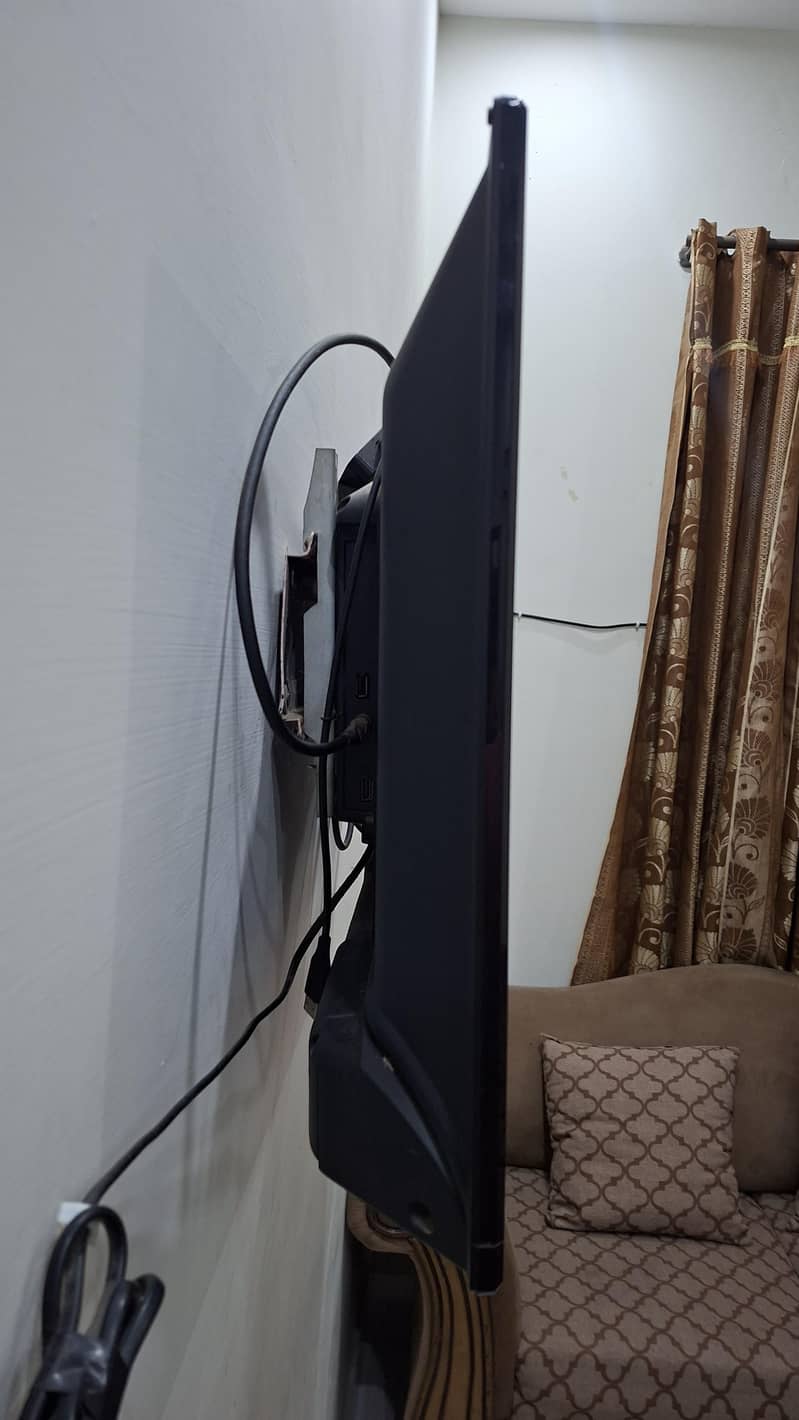 television 3