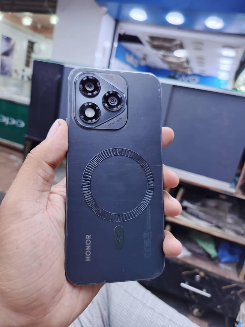 Honor 400 Lite 1