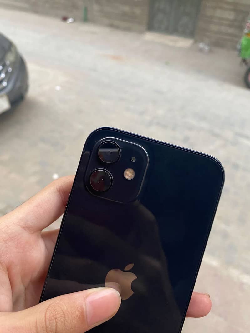 Apple iPhone 12 5